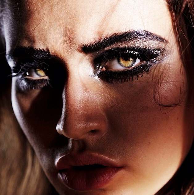 furples:  Chloe Lecareux by Tina Luther 
