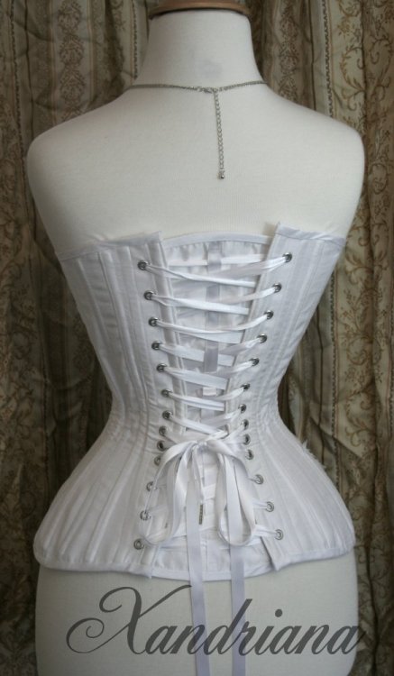 Bridal overbust all finished! White faux silk and coutil corset with silver and white lace and beads