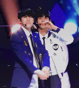 neo90liners:150301 // Cr. Brillante