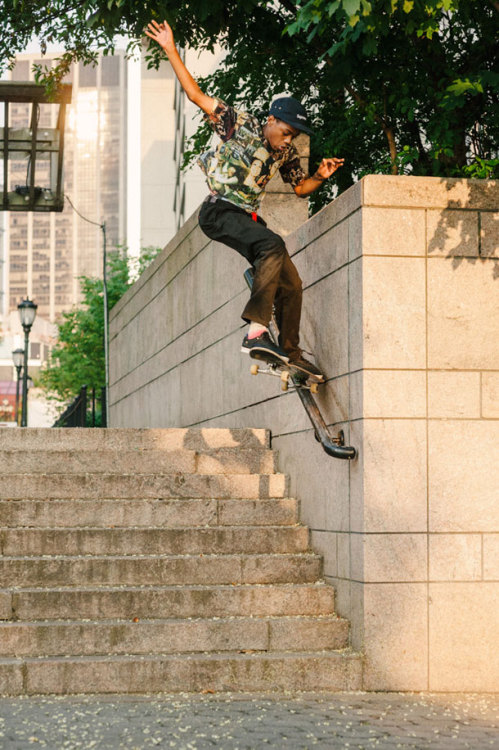 SKATE JOB