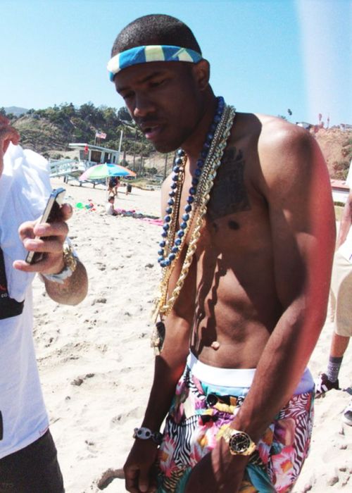 lamarworld1: Frank Ocean body &amp; bulge