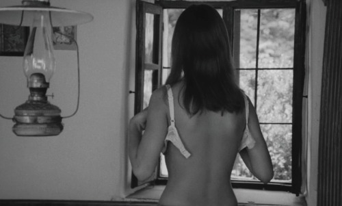 ozu-teapot: Don’t Cry, Pretty Girls! | Márta Mészáros | 1970Jaroslava Sch