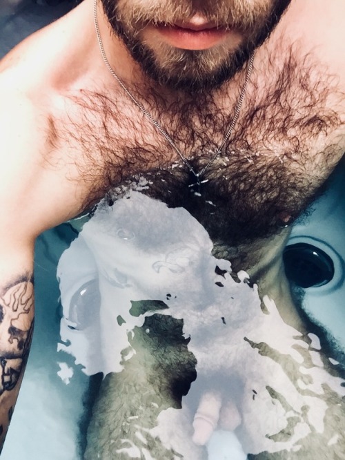 pupcub13:Hot tub in January  Such a beautiful man! Woof!