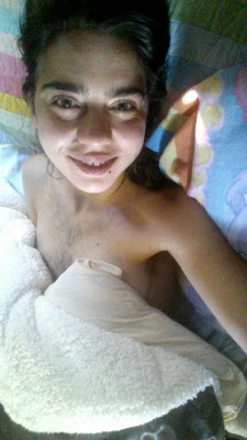 phoenixfloe:  morning pleasures self shot