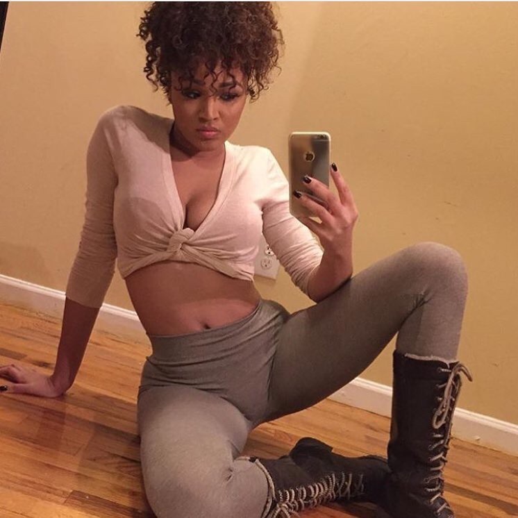 bigpapij9:Ass4Days…