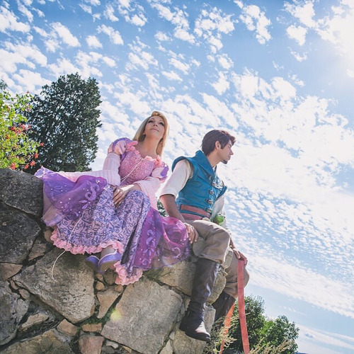 I Love this photo #rapunzel and #flynnrider photo by @sarenka_z_aparatem \\ event @pixelmaniaevent #