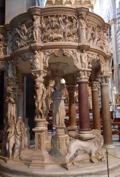 legendary-scholar:  Pulpit made by Giovanni Pisano (1301-1310), Cathedral of Pisa, Italy. On the slightly curved panels (first example in the early gothic art) Pisano sculpted in nine scenes the episodes of the life of Christ.