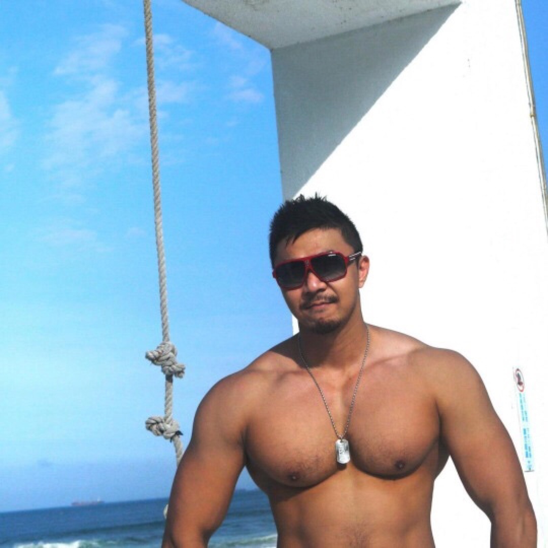 Viva!Asian hunks!
