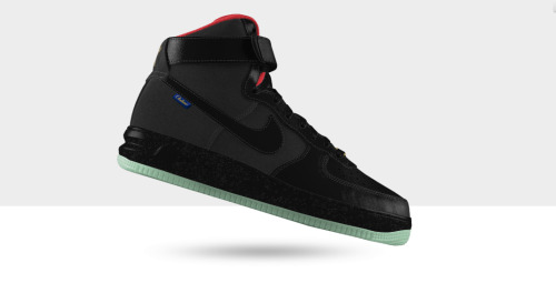 Just had fun with Nike iD. Yeezy X AF1. More sneakers here.