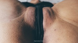 expressions-untold: I can’t wait to spread you open. It’s look. It’s scent. It’s taste. I love it. The way your hood covers your clit. The way your lips sit.  I need it. I crave it. I just wana kiss it. I just wana lick it. Rub my face in it.