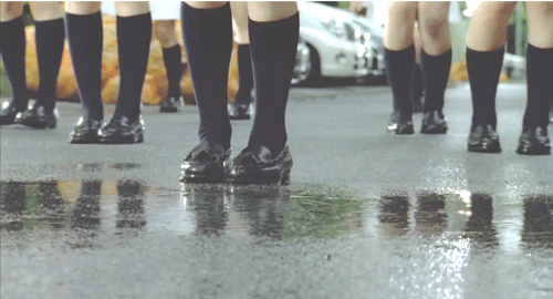 i4:  Just random midnight gifs.