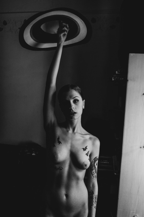 thrushbone:  Echo N by mikeymcmichaels
