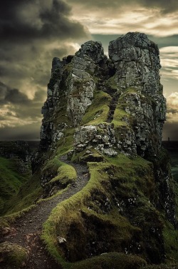 dr4gonland:Faery Castle by Fre De