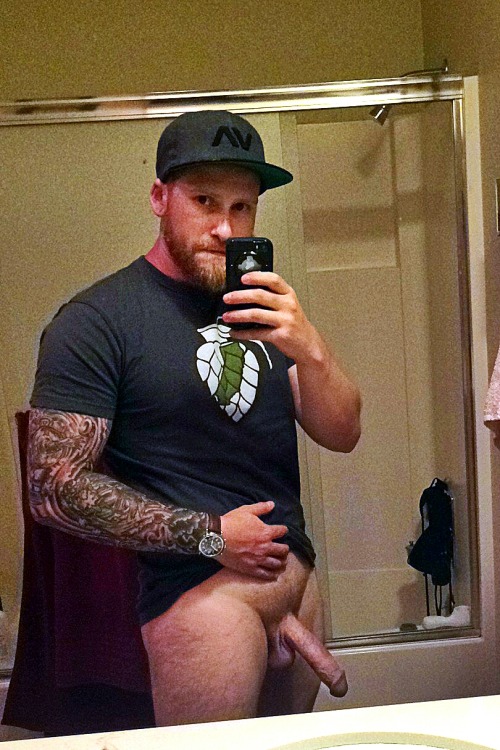 brainjock:  Beefy Biker Bro needs a new bitch NOW!  OMG….this beefy Tahoe dude is rockin’ so damn HARD right now! He’s 6'2, 235, 8x5.5 inch cock! He recently got dumped by his girlfriend and is looking for a hardcore bitch that likes to hit the