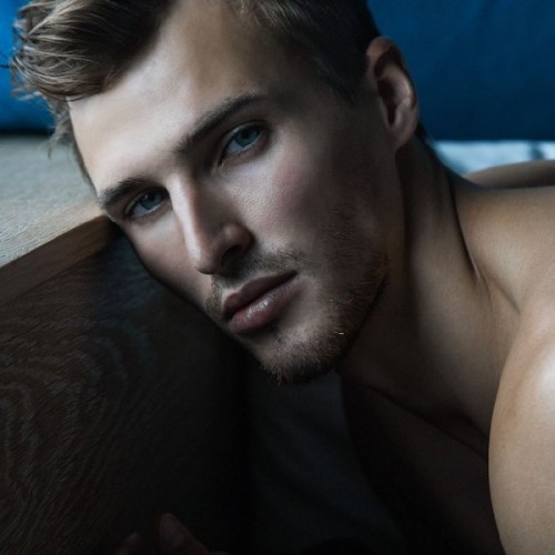 bambam62:  Dawid Schaffranke by Rick Day