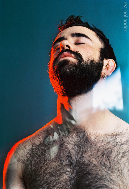 TEMPORADA-DE-CAZA: Hairy Men-Beard-Tattoo