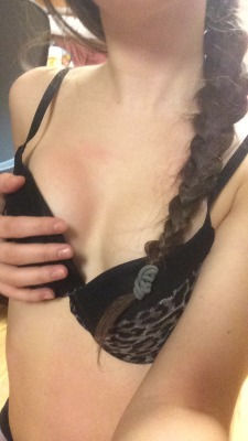 Your-Nordic-Goddess-Jord:  Braids And Boobs 😁😋