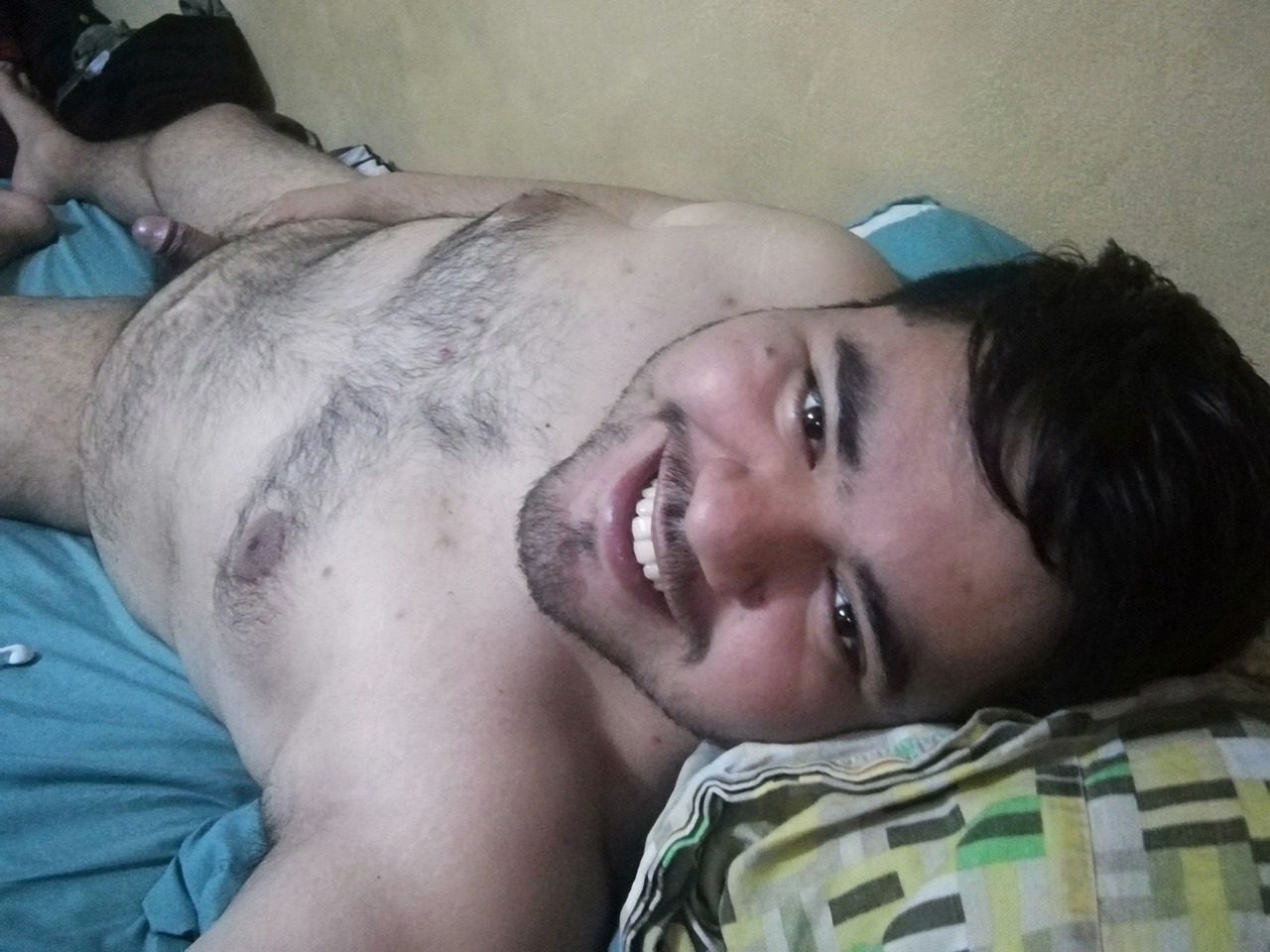 thekalercore:  Part 2 getting Horny#BearCub #Chubby #Me 