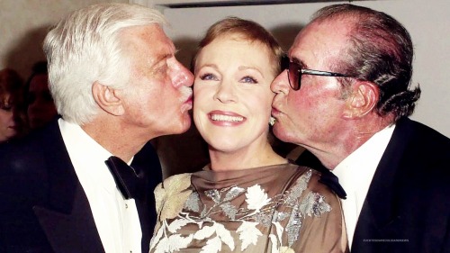 HAPPY 79TH BIRTHDAY, DAME JULIE ANDREWS - (October 1, 1935) The smile that brightens my days. The vo