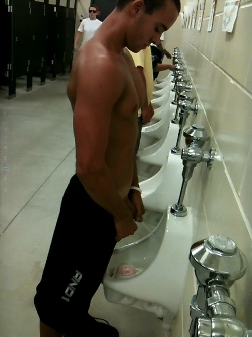 pissing-boys:  PISS ON ME! http://is.gd/pissingtwitter FOLLOW THE BEST PISSING COMMUNITY!