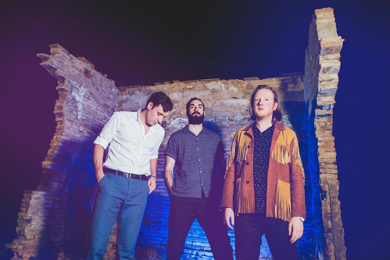 2 door cinema club gameshow album