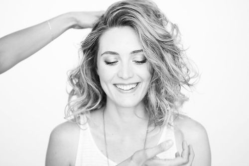 intemporal-dreamer: Evelyne Brochu Making Of by Julie Artacho (x)