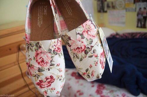 TOMS  on @weheartit.com - http://whrt.it/12pZS0E porn pictures