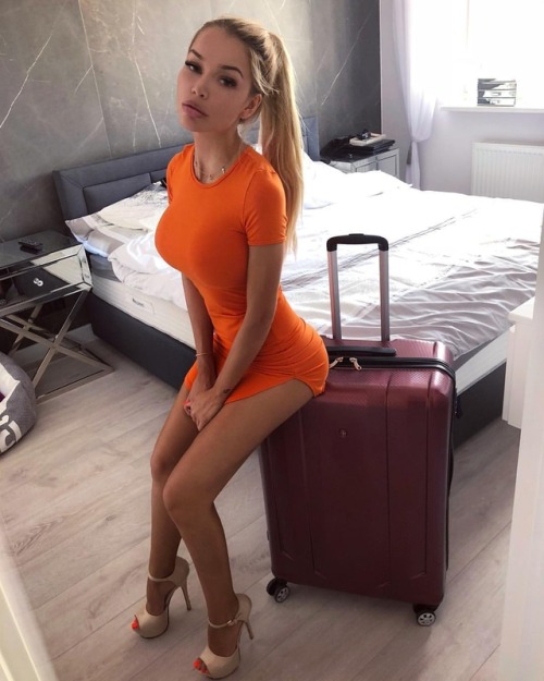 execbimbotrainer:When you fly in for a weekend, that suitcase will be 80% heels 20% lingerie… https: