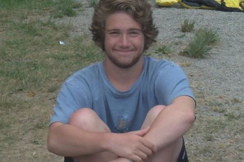 otto-rocket:  otto-rocket: otto-rocket:  First day of life up until 6th grade Jumped all the way to Freshman year of High School Then I cut my hair Junior year, why did I do thatSlowly it started growing back and then….I finally felt comfortable to