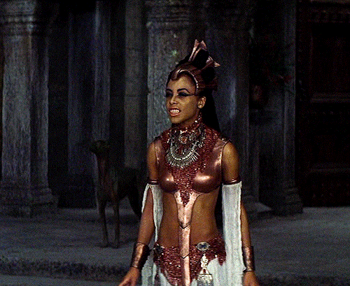 Aaliyah As Akasha In Queen Of The Damned (2002)