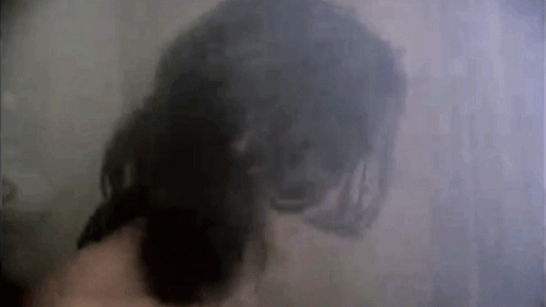 GEORGE HARRISON GOING TO THE SHOWER??????????????