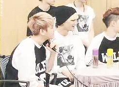 kkimji:  07/ ∞ fave otp moments // baekhyun’s always doing something which makes