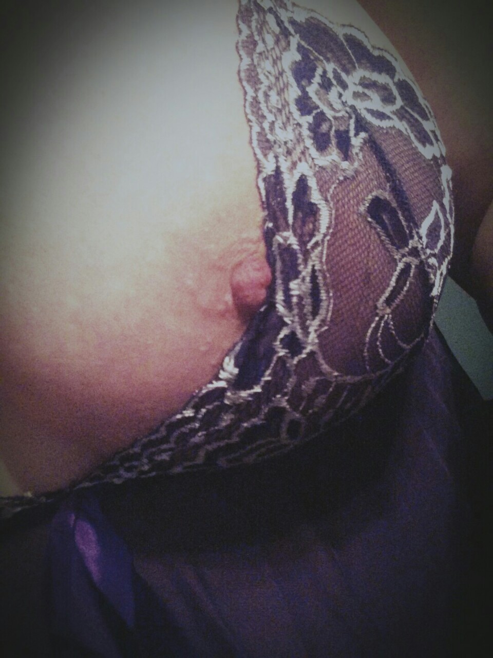 groovyteri:  Got this beautiful lingerie from a follower for my birthday.  Thank