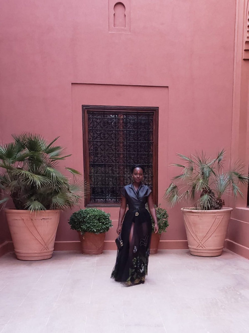 le-mouton-noir:Lupita Nyong’o - a goddess in Marrakech