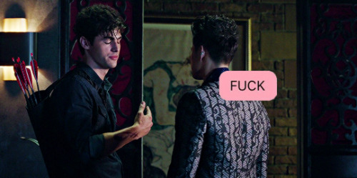 gingersnapwolves: shadowhuntershumor: shadowhunters + texting (insp) “Sorry, autocorrect.