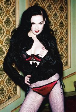 anotherstateofmind67:  Dita Von Teese by