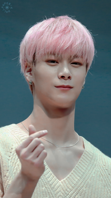 『MOONBIN』saved? reblog or like© fantaken owners