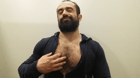 masterjoao:  Messing with a bitch’s mind at a distance 101  Come worship me   