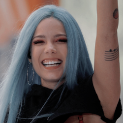 daniellecamp: 20 Days of Halsey | Day 20: 6 pictures or gifs edit of Halsey smiling/laughing