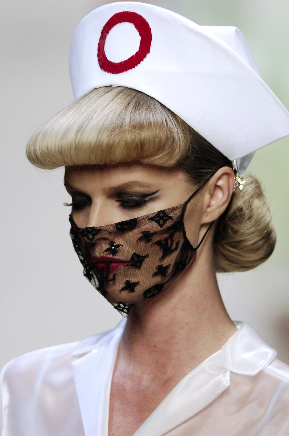 highqualityfashion:  Louis Vuitton SS 08 