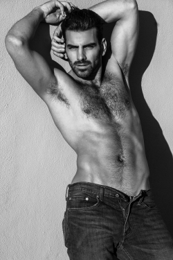 nyleantm:  Nyle DiMarco has signed with Wilhelmina