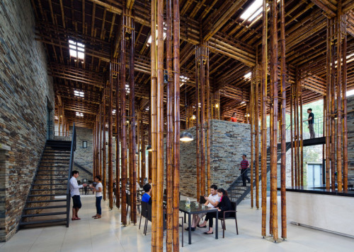 {Love the simplicity of the architecture of this restaurant in Vietnam by Vo Trong Nghia Architects.