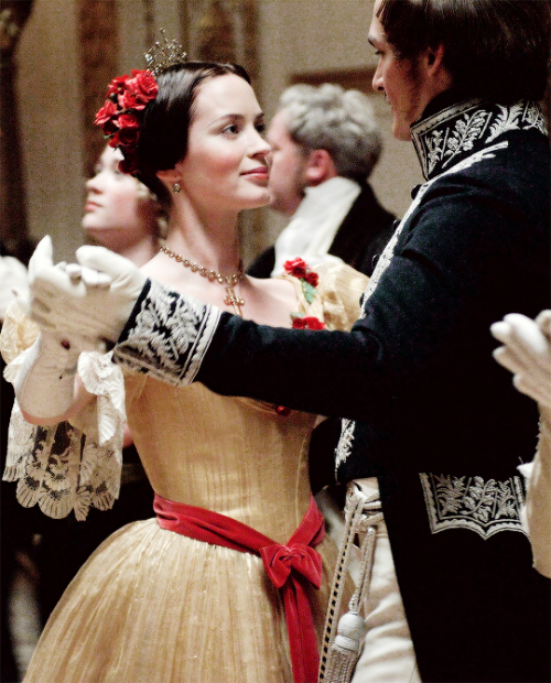 theyoungvictorix:Emily Blunt &amp; Rupert Friend in The Young Victoria (2009)