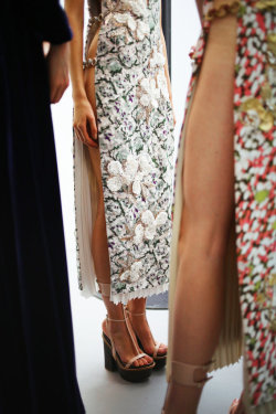 mulberry-cookies:  Backstage @ Dior Haute