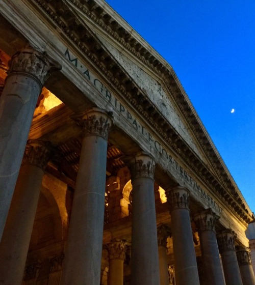 musings-of-a-philhellene:Pantheon, Rome