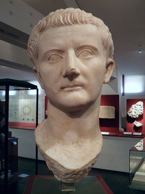 Portrait of the Roman emperor Tiberius (r. 14-37 CE).  Found at Béziers, France; now in 