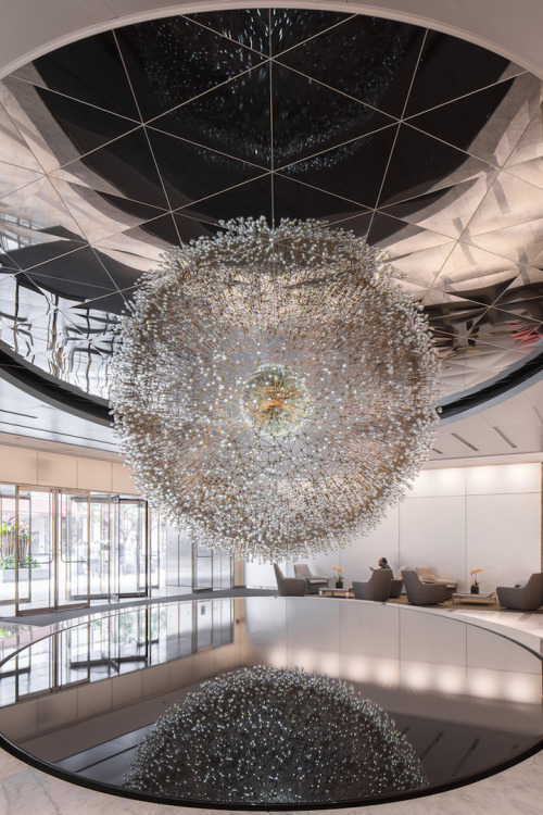 sixpenceee: Giant Floating Dandelion Made of Over 3,000 Hand-Blown Glass Orbs Artist Wolf Buttress h