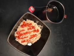 better-when-thin:  My first time trying Shirataki noodles. Wish