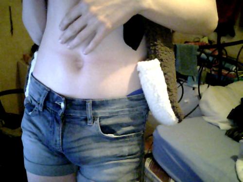 New webcam scraps! Part 1. Big thanks to my friends for getting me riled up enough to show off my new booty shorts! <33