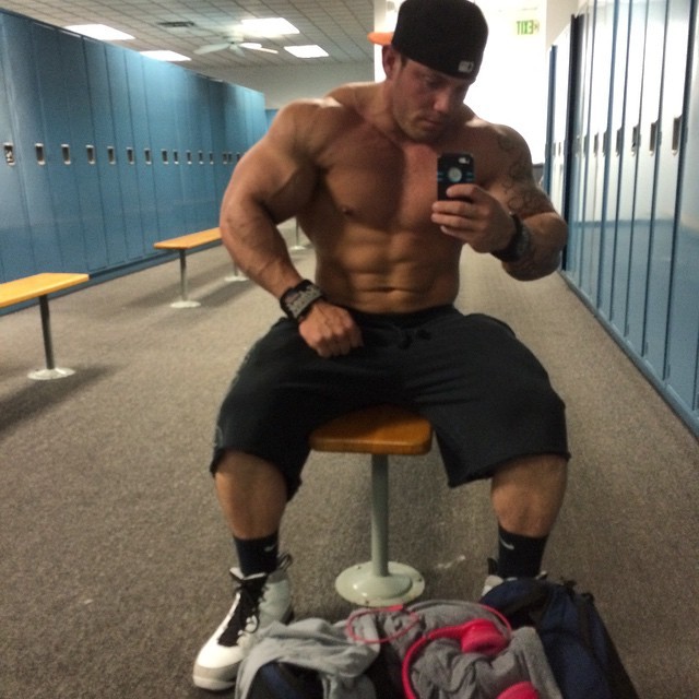 drwannabe:  Anthony Thomas